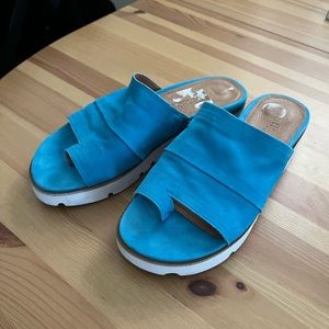 Gentle Souls Lavern slip on